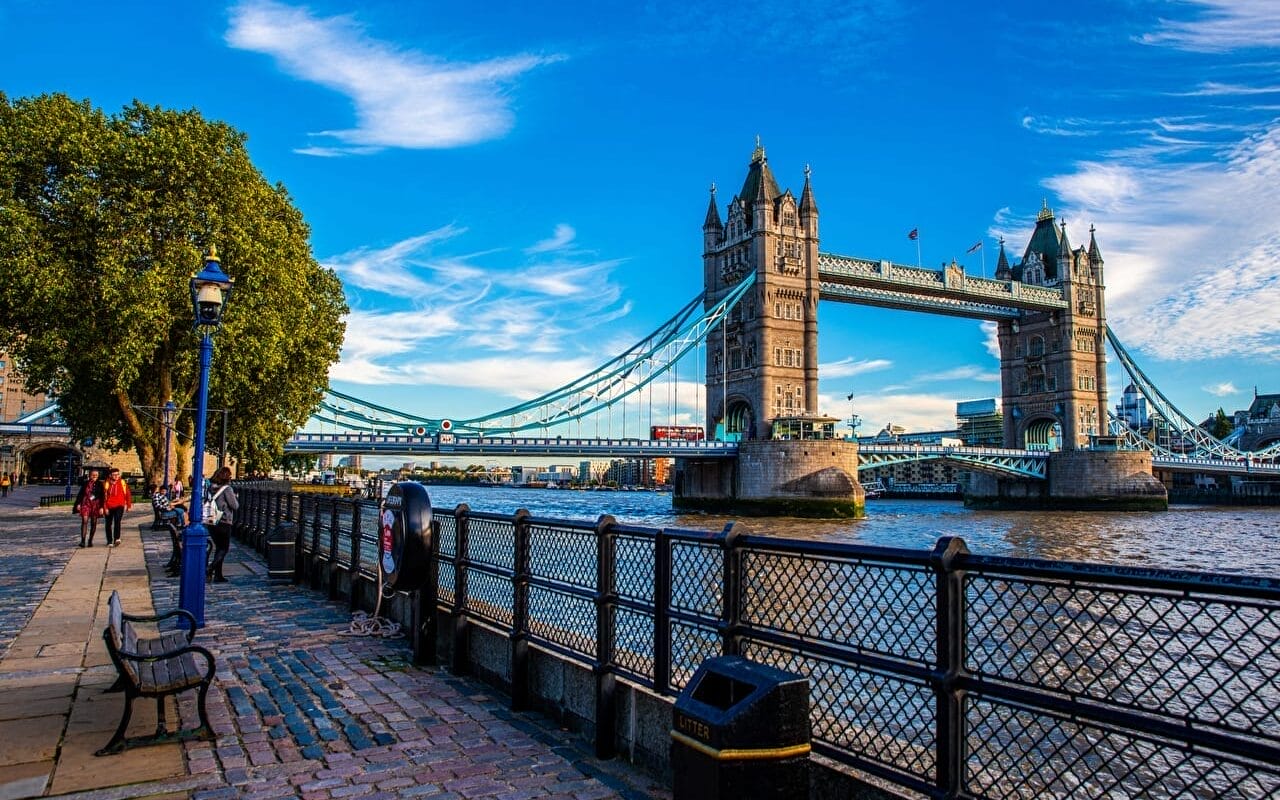 wheelchair accessible tours london